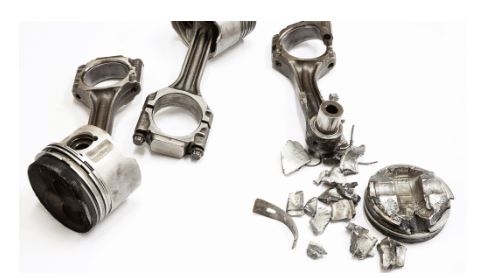 4 pistons for car engine